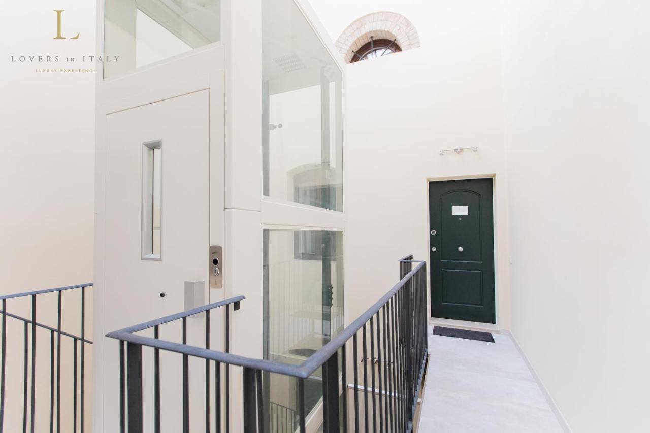 Loversinitaly Romantic Apartments - Altana And Jacuzzi เวนิส ภายนอก รูปภาพ